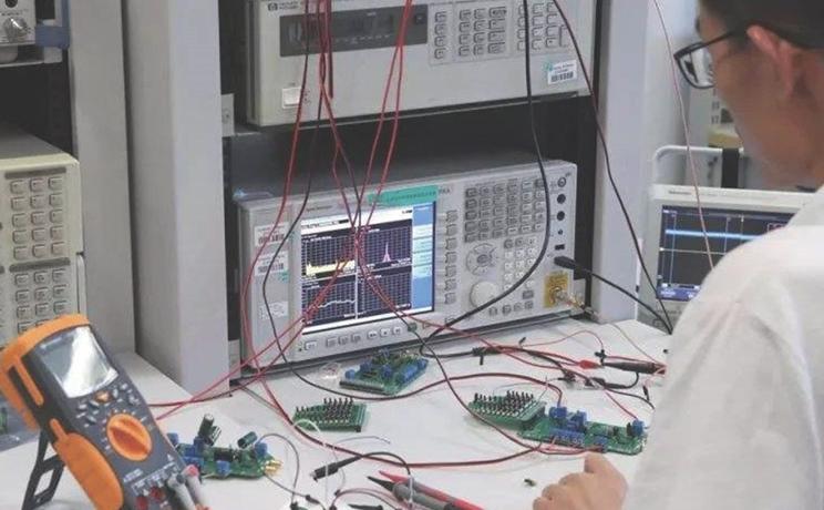 Choose the best riding gear